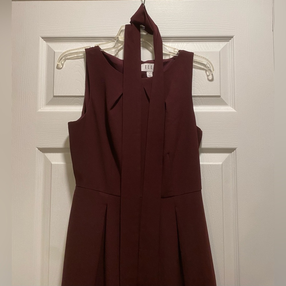 ELLE Dress - Picture 3 of 6
